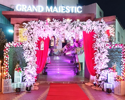 grand-majestic-hall